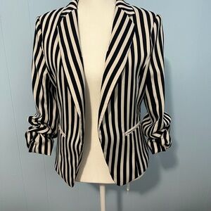 fab'rik Monochrome Striped Blazer